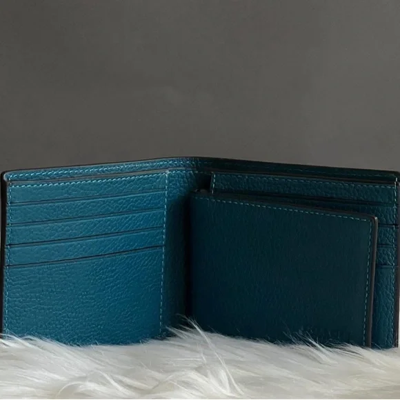 C6698 - Coach Men’s 3-in-1 Wallet - Picture 5 of 11